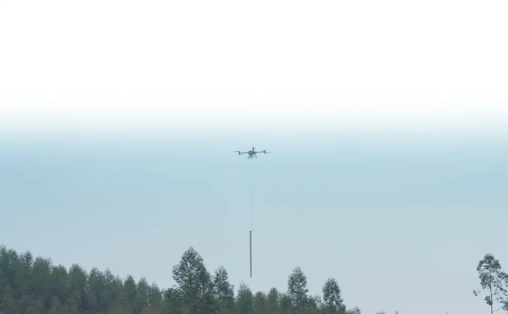 H15MD Plus共轴动力加持，重载无人机山区吊运无压力