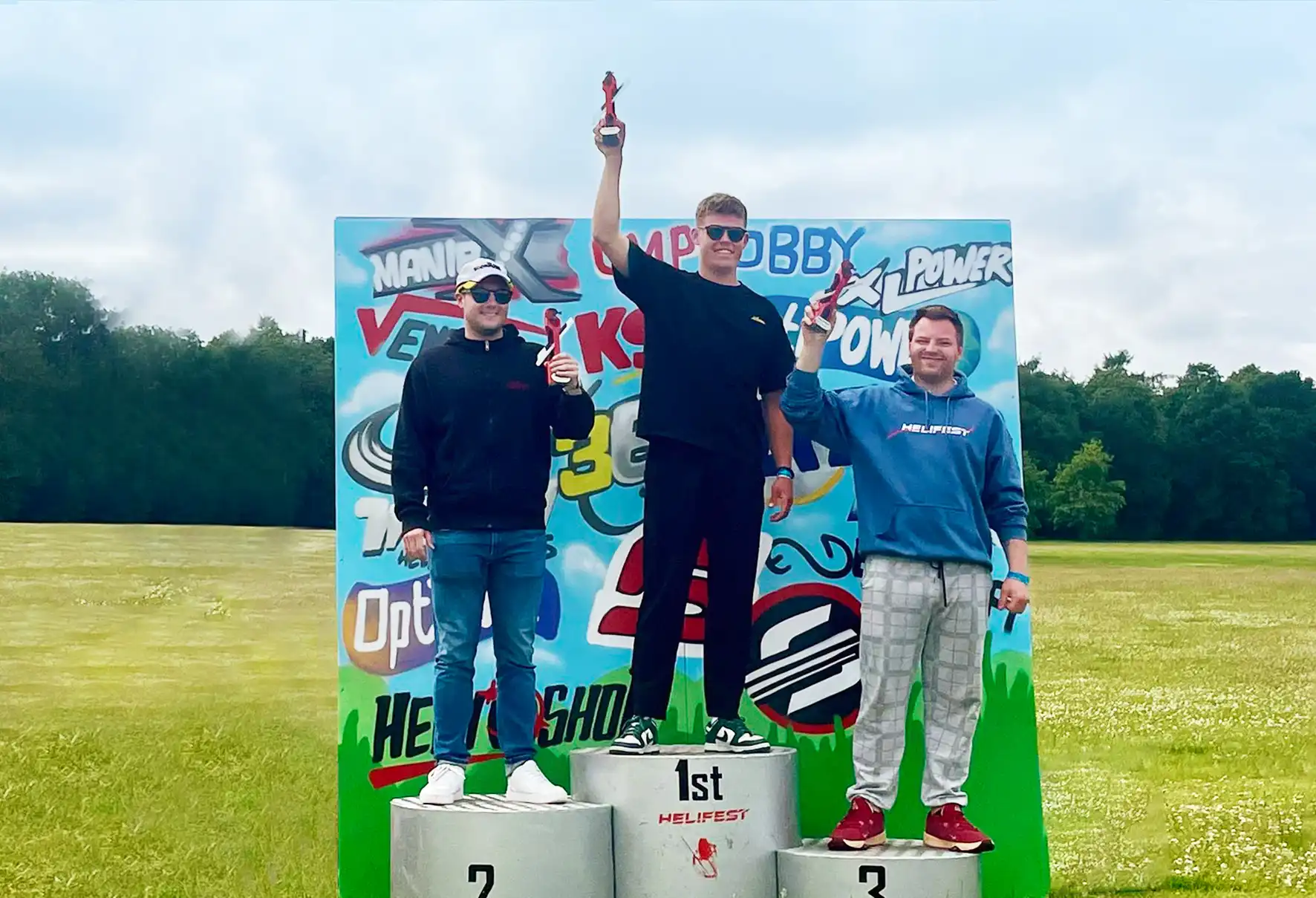  HOBBYWING RC Helicopter Pilot